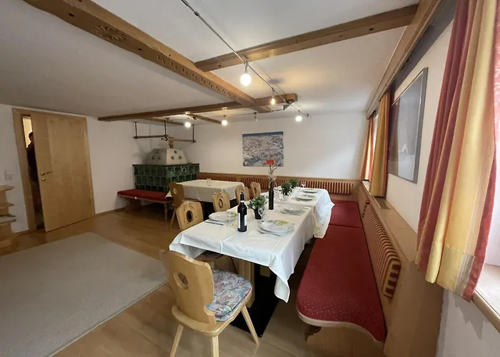 Zentral By Interhome Schnann